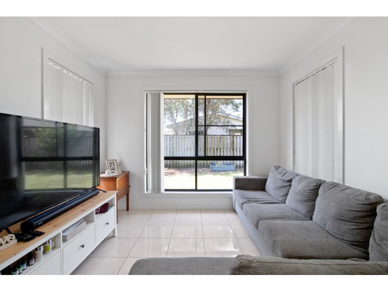 69 Scarborough Circuit, Blacks Beach QLD 4740