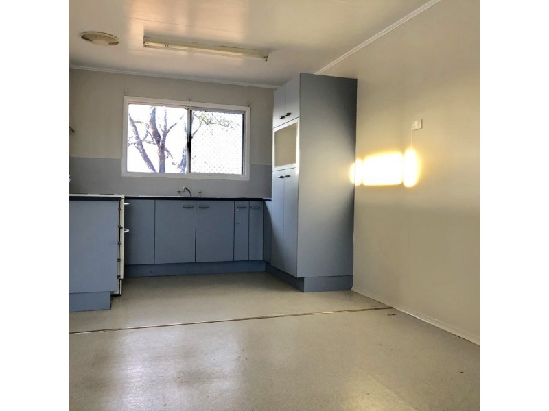 3 Menzies Street, Dysart QLD 4745