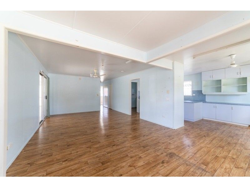 11 Middle Crescent, Dysart QLD 4745