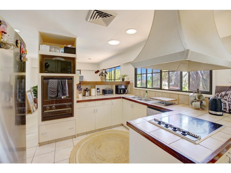 5 Nott Street, East Mackay QLD 4740