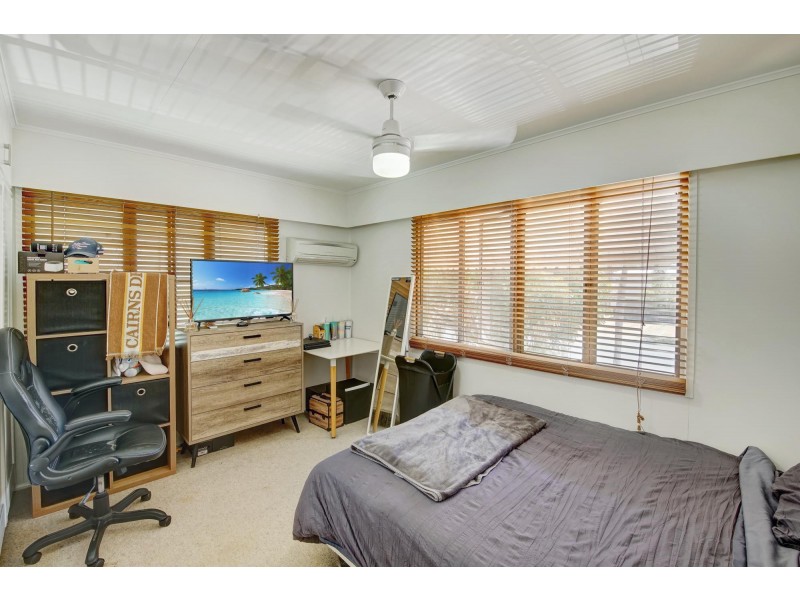 5 Nott Street, East Mackay QLD 4740