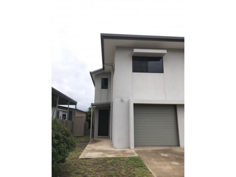 1/11 Macpherson Street, Moranbah QLD 4744