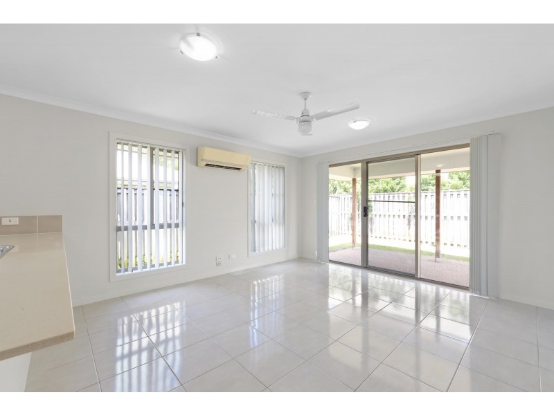 4 Tamarama Street, Blacks Beach QLD 4740