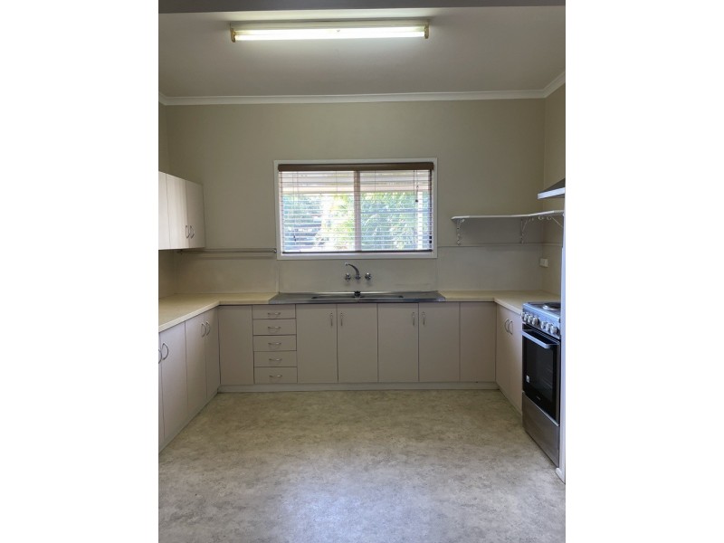 86 McCool Street, Moranbah QLD 4744