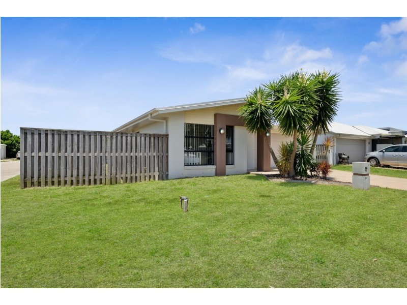 16 Tiller Street, Bucasia QLD 4750