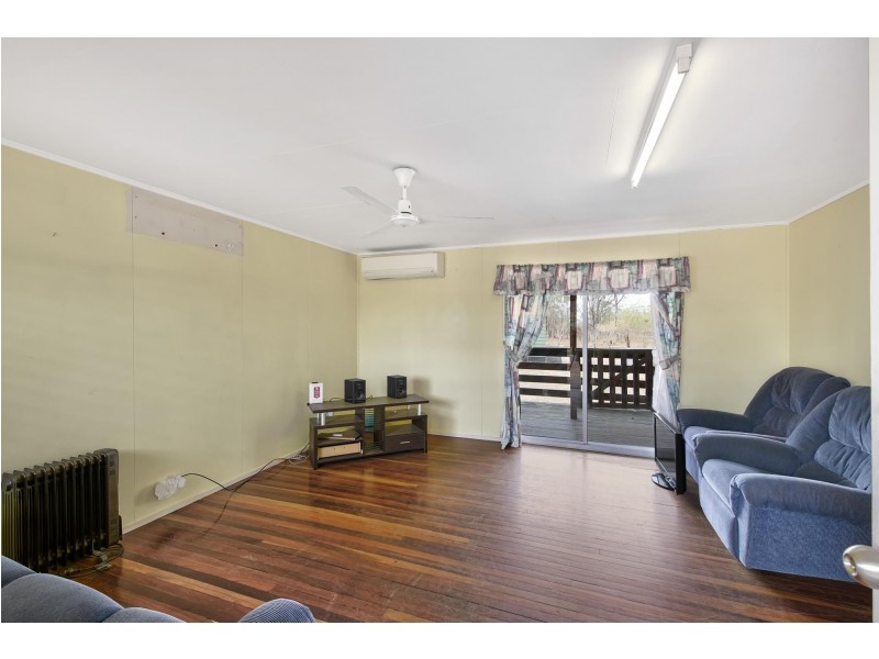 23 Spring Crescent, Dysart QLD 4745