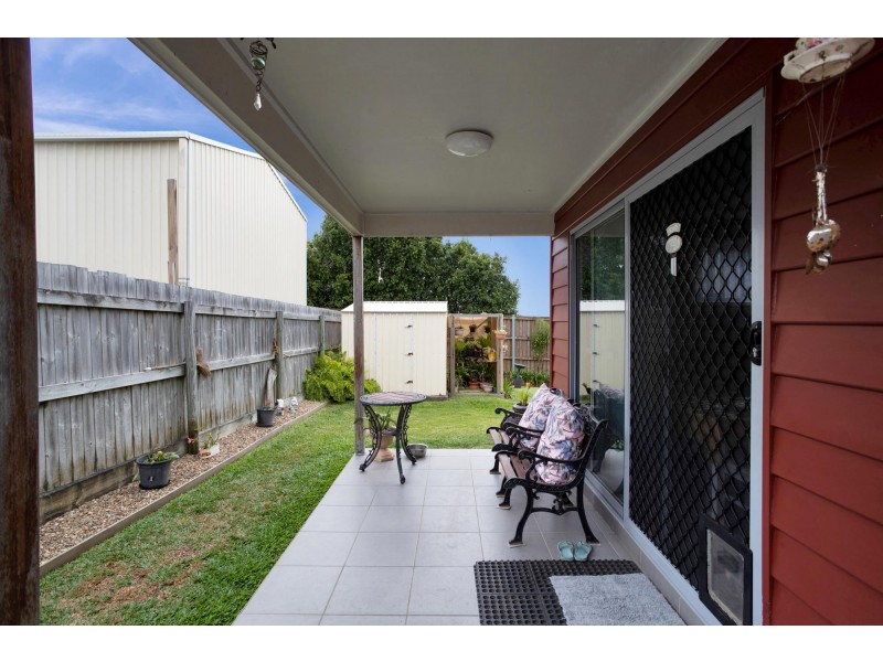 2/57 Phoenix Crescent, Rural View QLD 4740