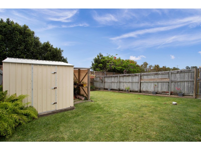 2/57 Phoenix Crescent, Rural View QLD 4740