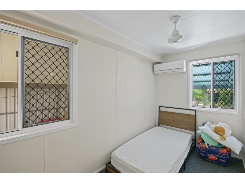 6 Caleb Crescent, Dysart QLD 4745