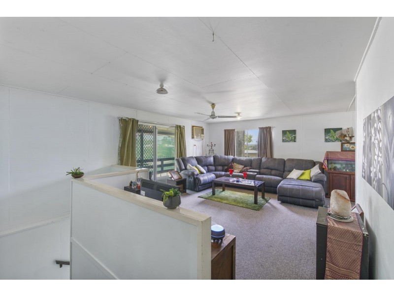 42 Singleton Street, Dysart QLD 4745