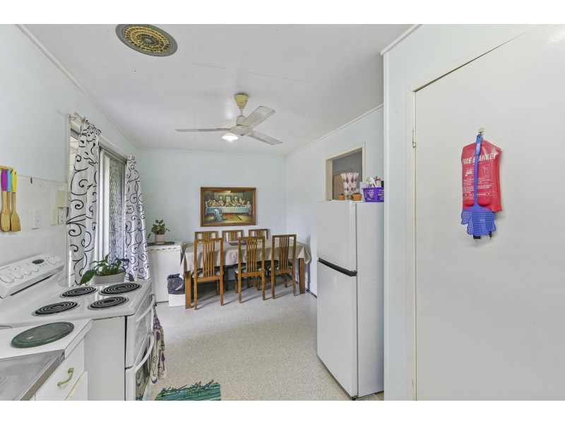 42 Singleton Street, Dysart QLD 4745