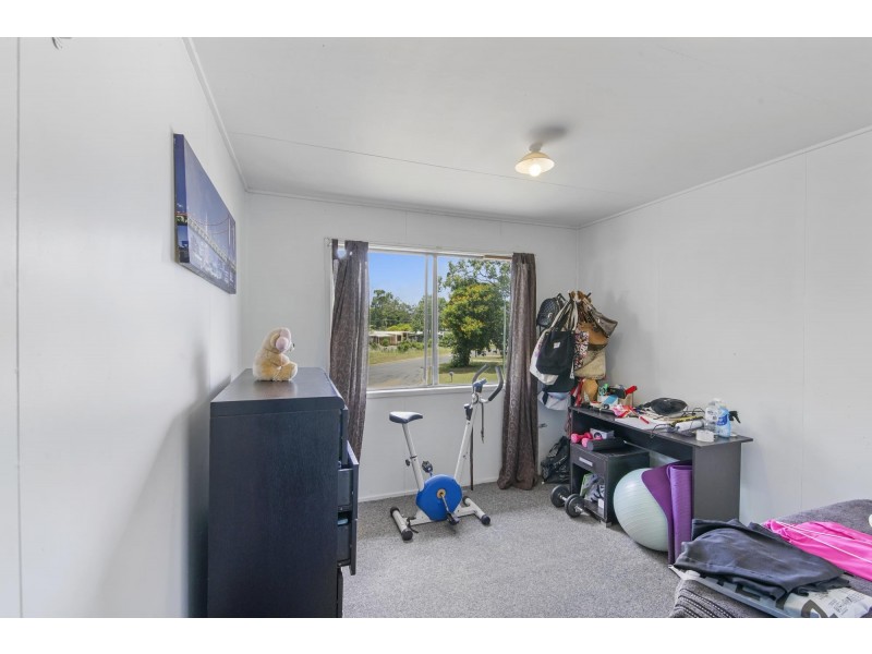 42 Singleton Street, Dysart QLD 4745