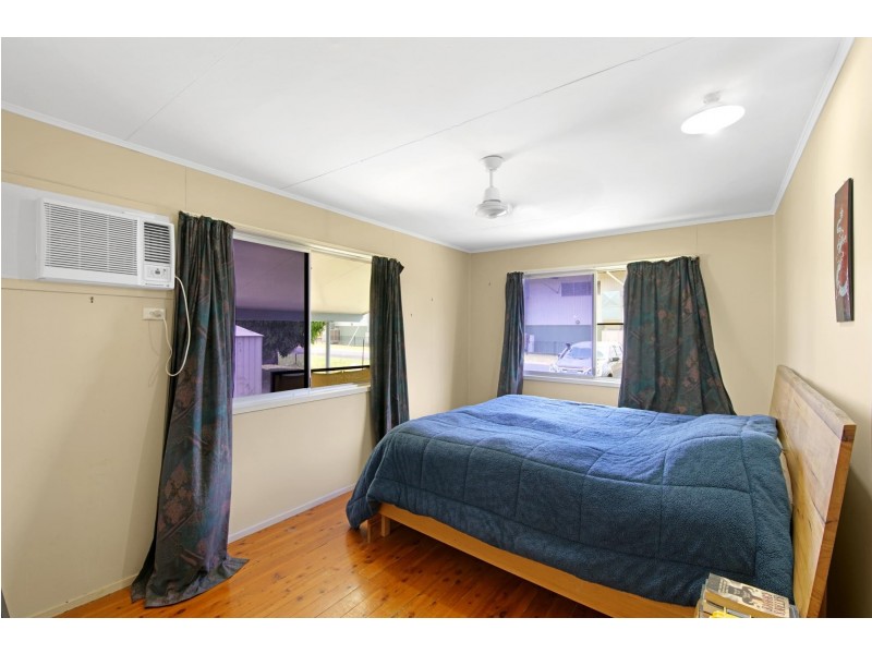 2 Wallace Street, Dysart QLD 4745