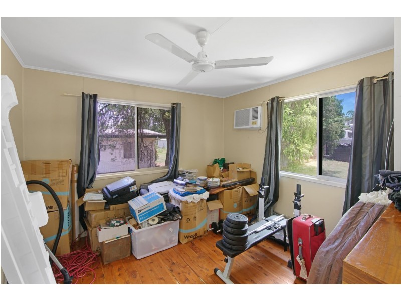 2 Wallace Street, Dysart QLD 4745