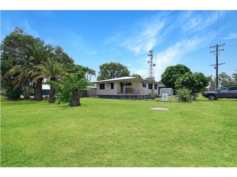 2 Wallace Street, Dysart QLD 4745