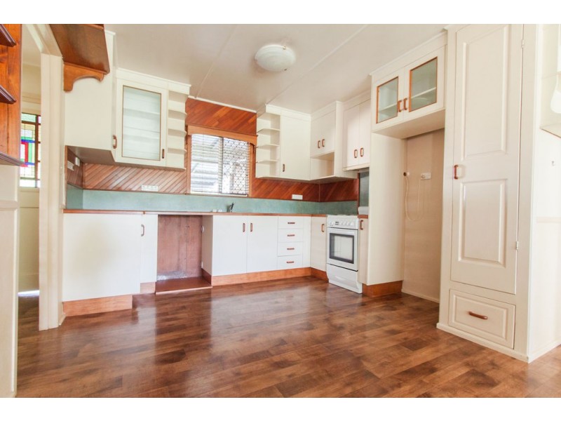 25912 Peak Downs Highway, Alexandra QLD 4740