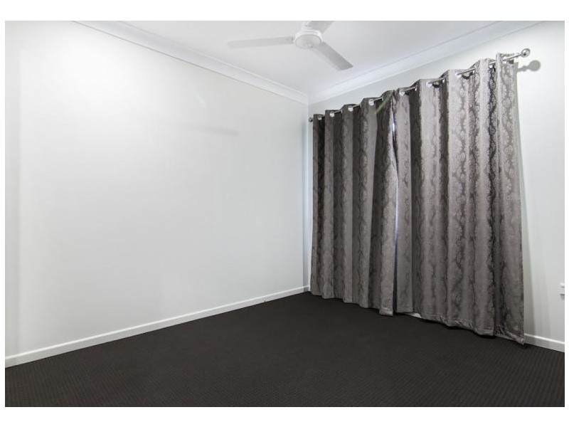 1&2/50 Jackson Street, Sarina QLD 4737