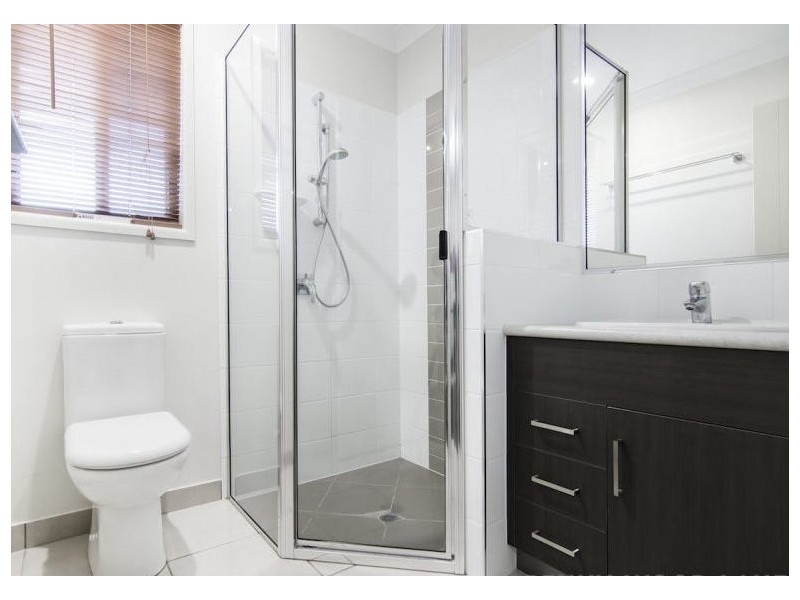 1&2/50 Jackson Street, Sarina QLD 4737
