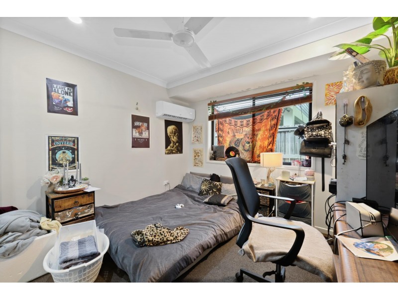 1&2/50 Jackson Street, Sarina QLD 4737