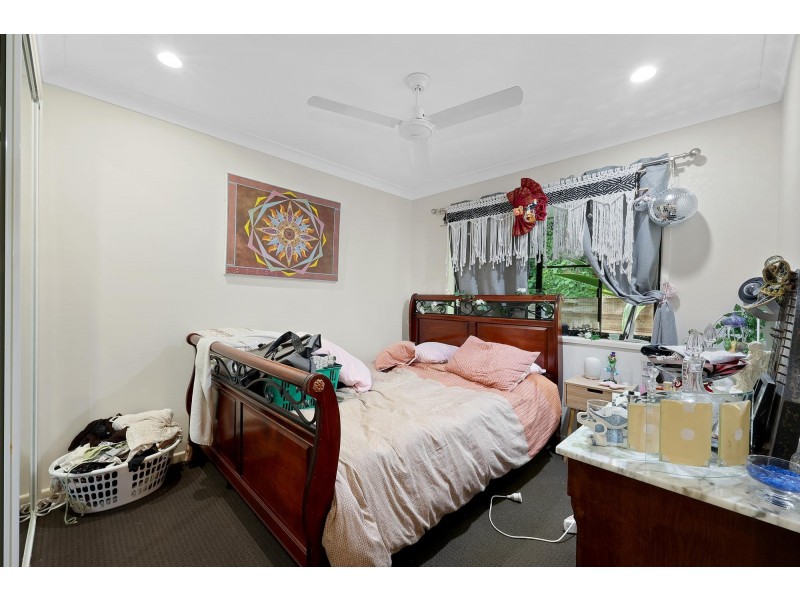 1&2/50 Jackson Street, Sarina QLD 4737