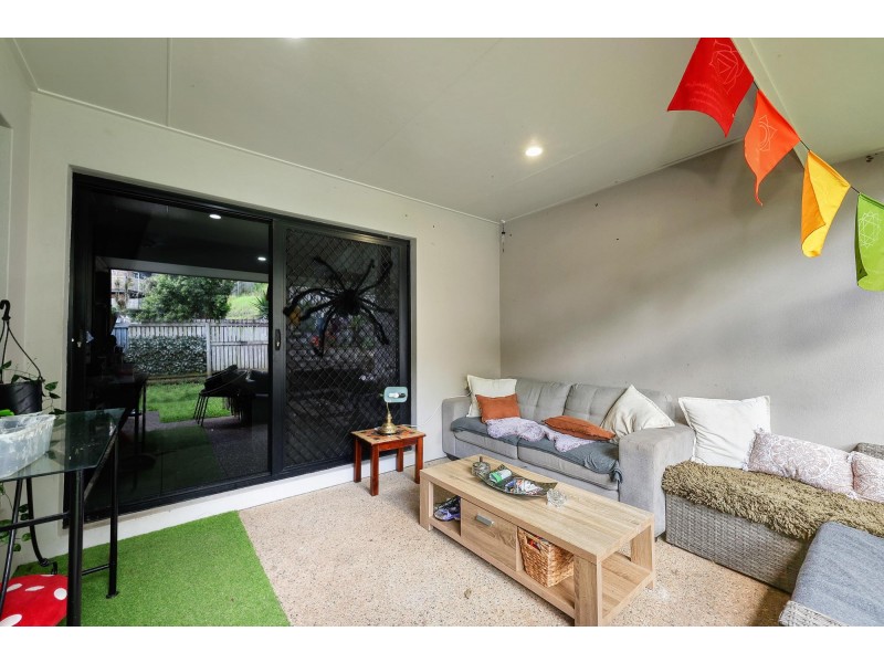 1&2/50 Jackson Street, Sarina QLD 4737