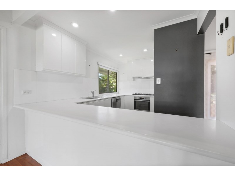 25 Benson Avenue, Mount Pleasant QLD 4740