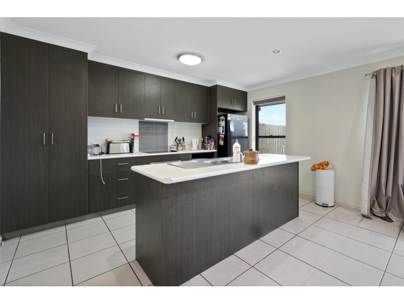 1&2/2 Steve Street, Greenmount QLD 4751