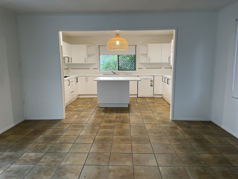 4 Coral Drive, Blacks Beach QLD 4740