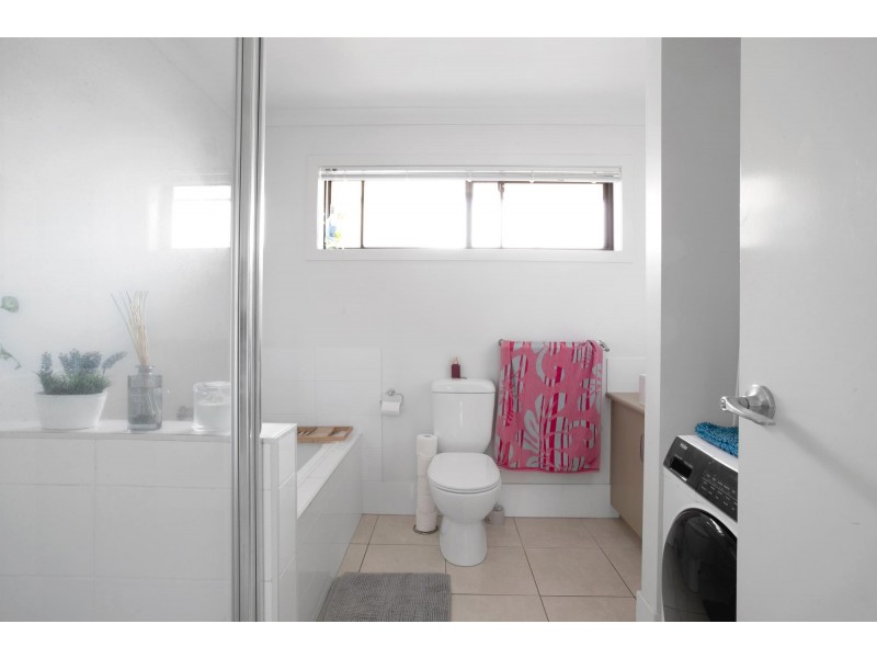 69 Scarborough Circuit, Blacks Beach QLD 4740