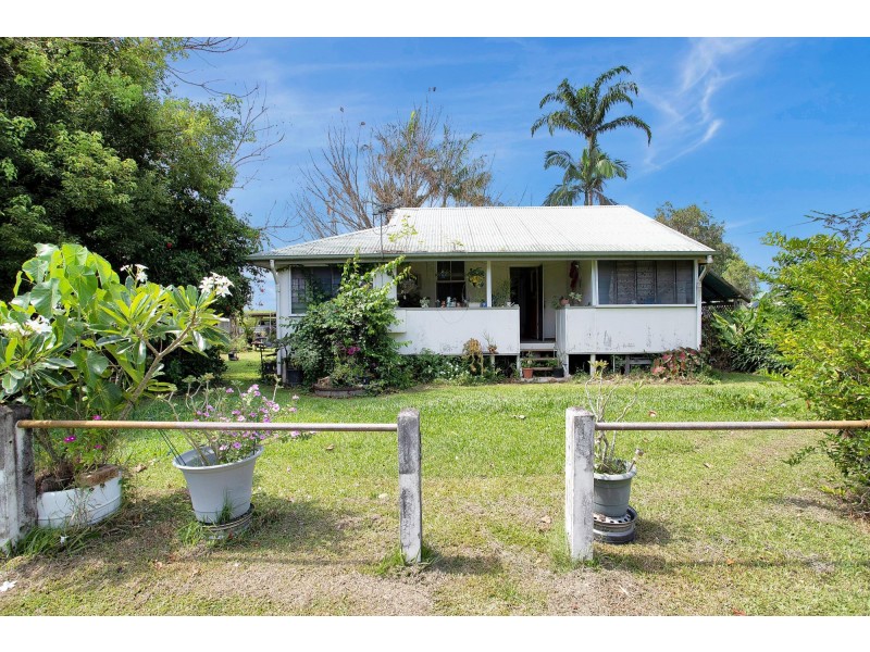 595 Mackay Eungella Road, Pleystowe QLD 4741