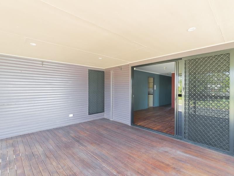 4 Cook Court, Moranbah QLD 4744