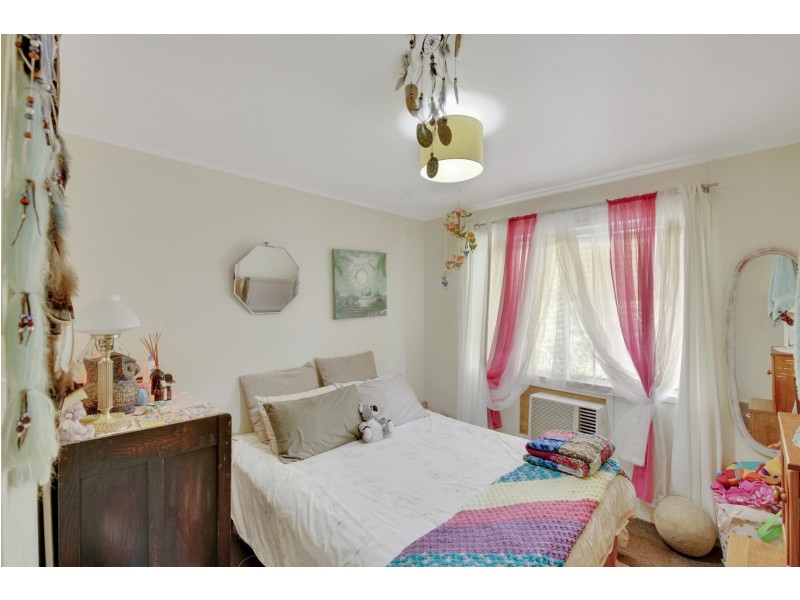 27 Cook Crescent, Dysart QLD 4745