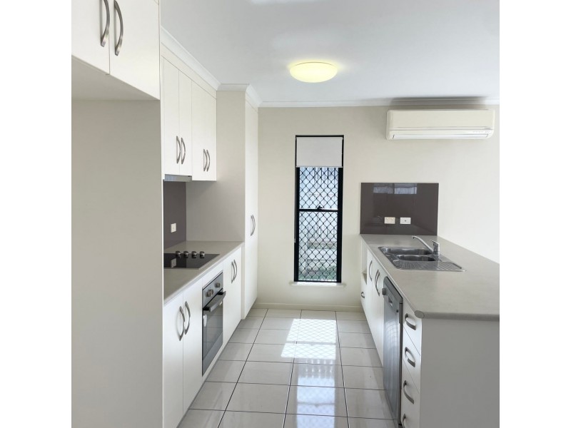 44 Montgomery Street, Rural View QLD 4740