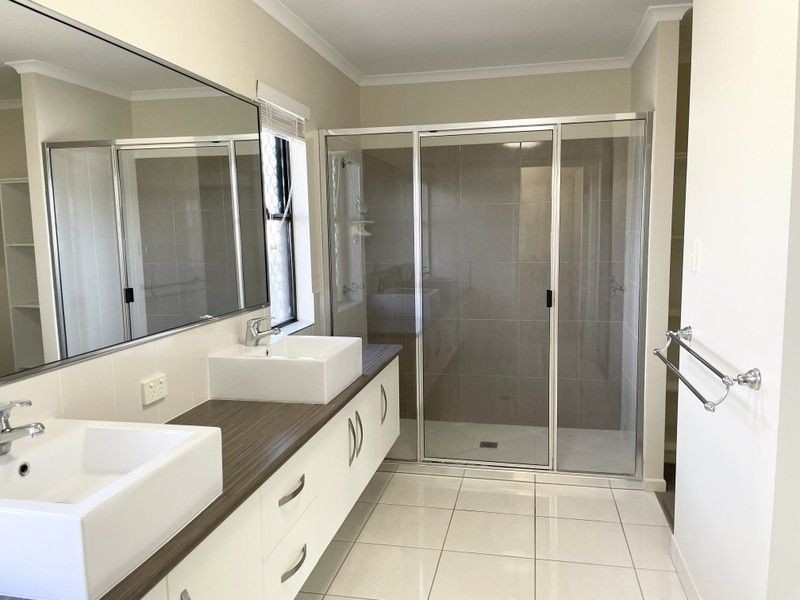 44 Montgomery Street, Rural View QLD 4740