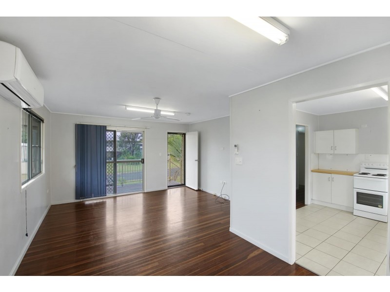 2 McMullen Court, Dysart QLD 4745