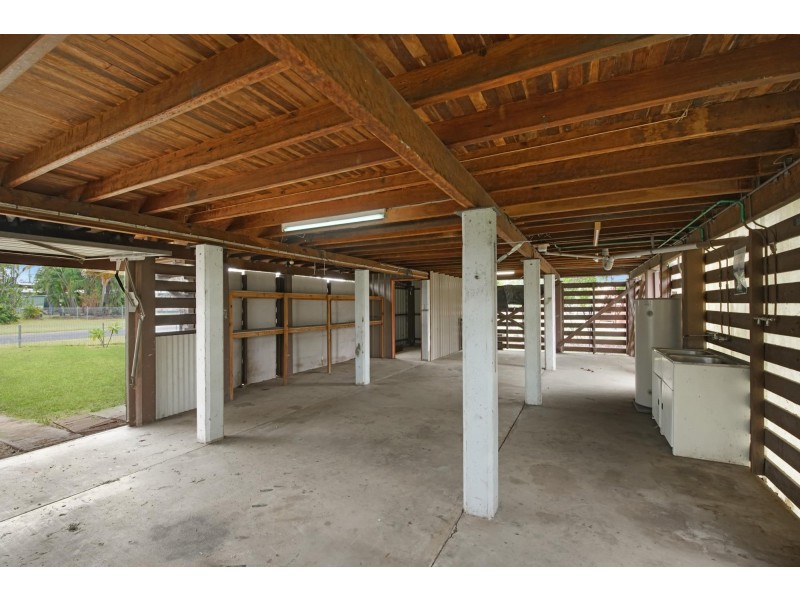 2 McMullen Court, Dysart QLD 4745