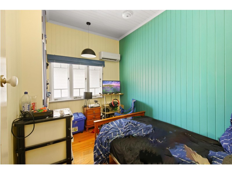 12 Grant Street, Mackay QLD 4740