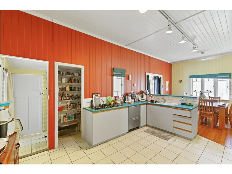 12 Grant Street, Mackay QLD 4740
