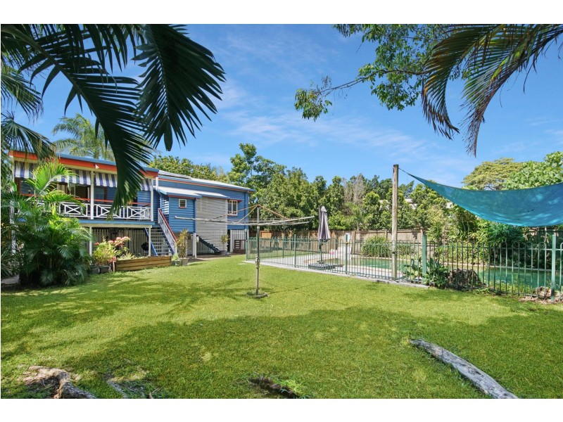 12 Grant Street, Mackay QLD 4740