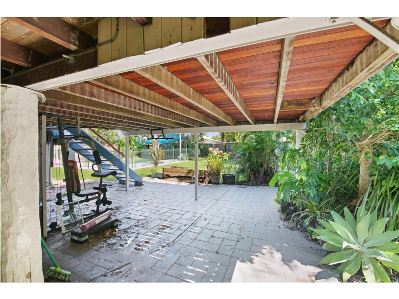 12 Grant Street, Mackay QLD 4740