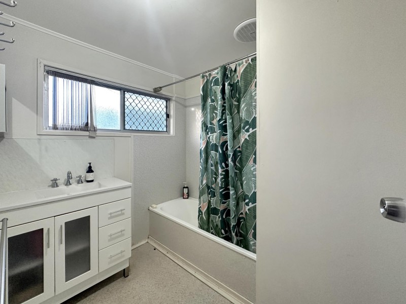 24 Mackay Street, Moranbah QLD 4744