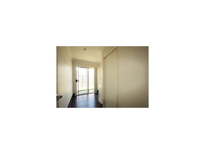 24 Whitehaven Drive, Blacks Beach QLD 4740