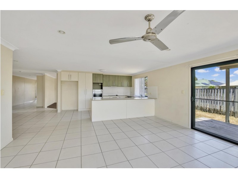 1 Narrabeen Street, Blacks Beach QLD 4740