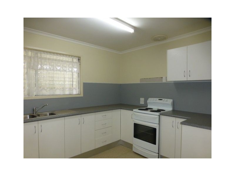 6 Powell Street, Dysart QLD 4745