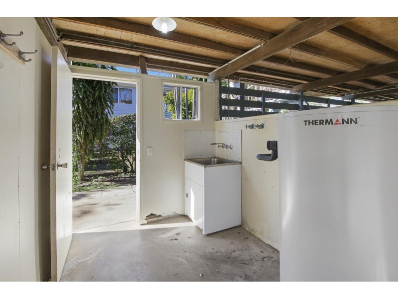 6 Powell Street, Dysart QLD 4745