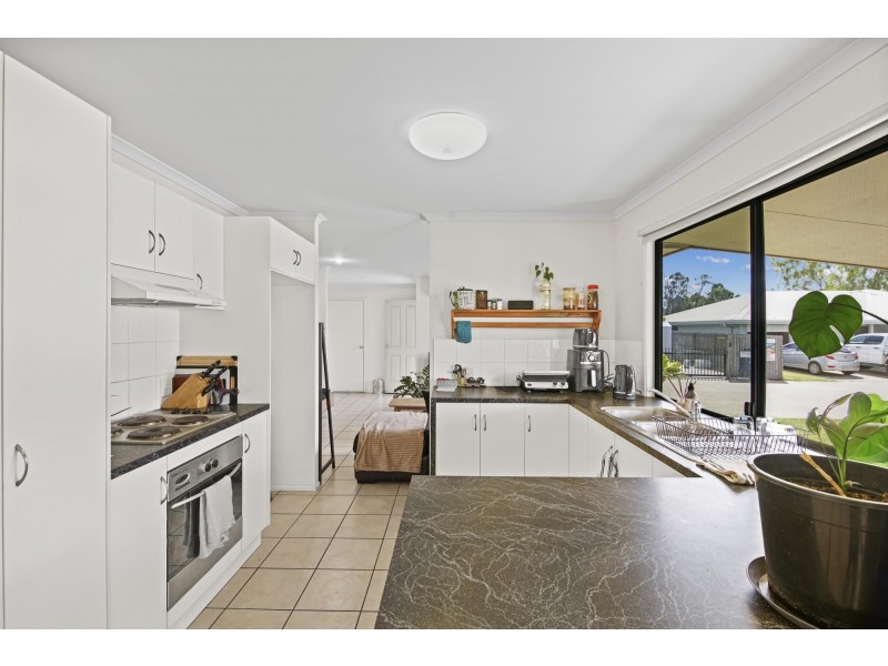 5/63 Grosvenor Drive, Moranbah QLD 4744