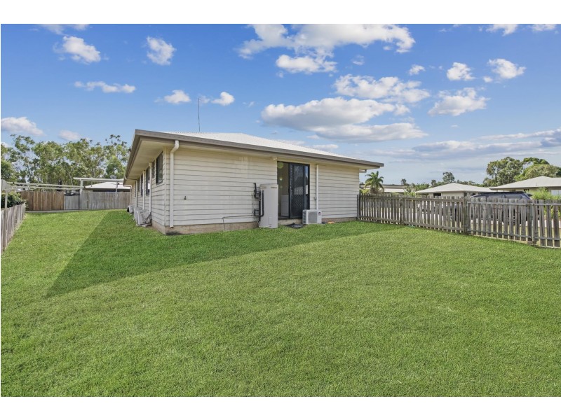 5/63 Grosvenor Drive, Moranbah QLD 4744