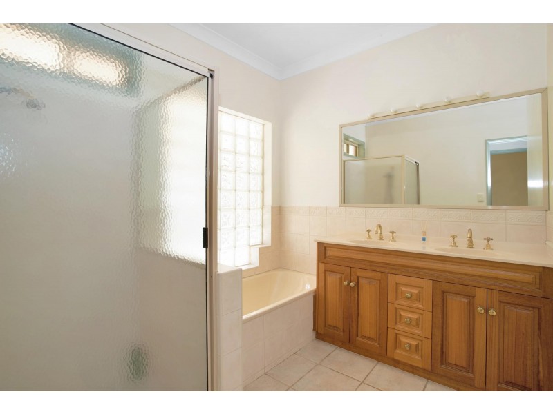 15 Sunset Drive, Erakala QLD 4740