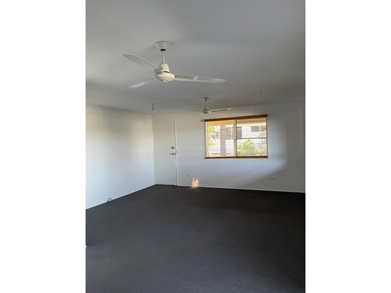 104 McCool St, Moranbah QLD 4744