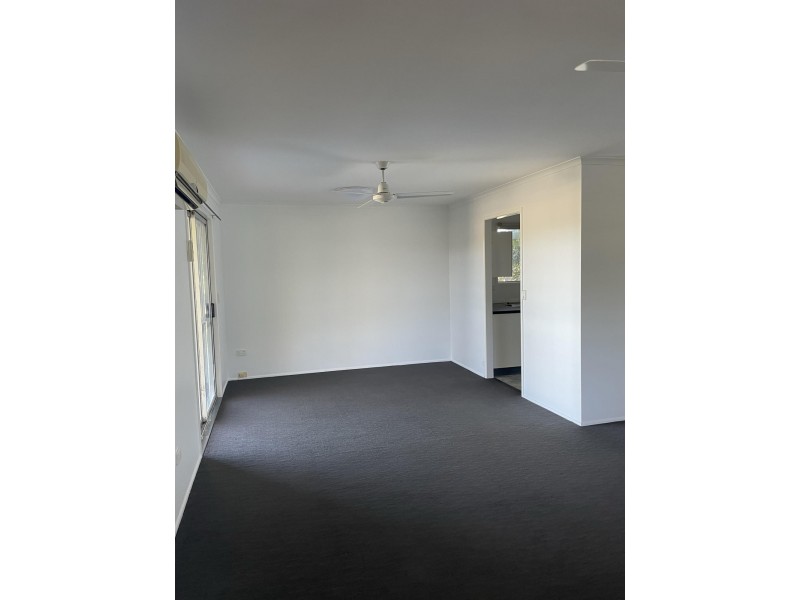 104 McCool St, Moranbah QLD 4744